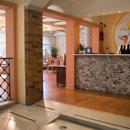 Aquadolce Hotell 3*
