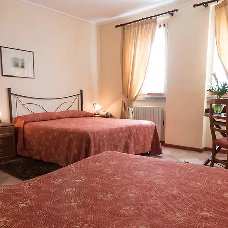 מלון Aquadolce ורבאניה