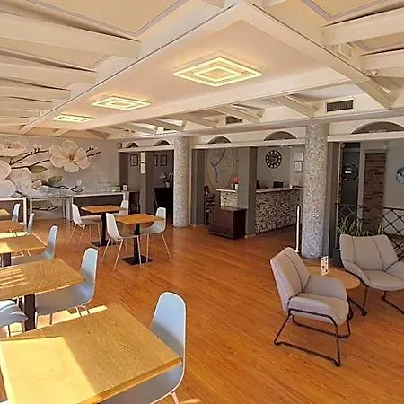 Aquadolce Hotel Verbania